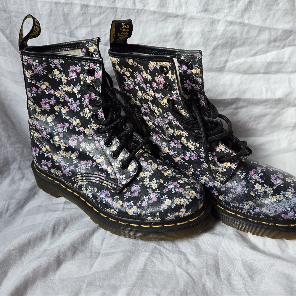 Dr. Marten's Womens Floral Boots - Picture 1 of 10